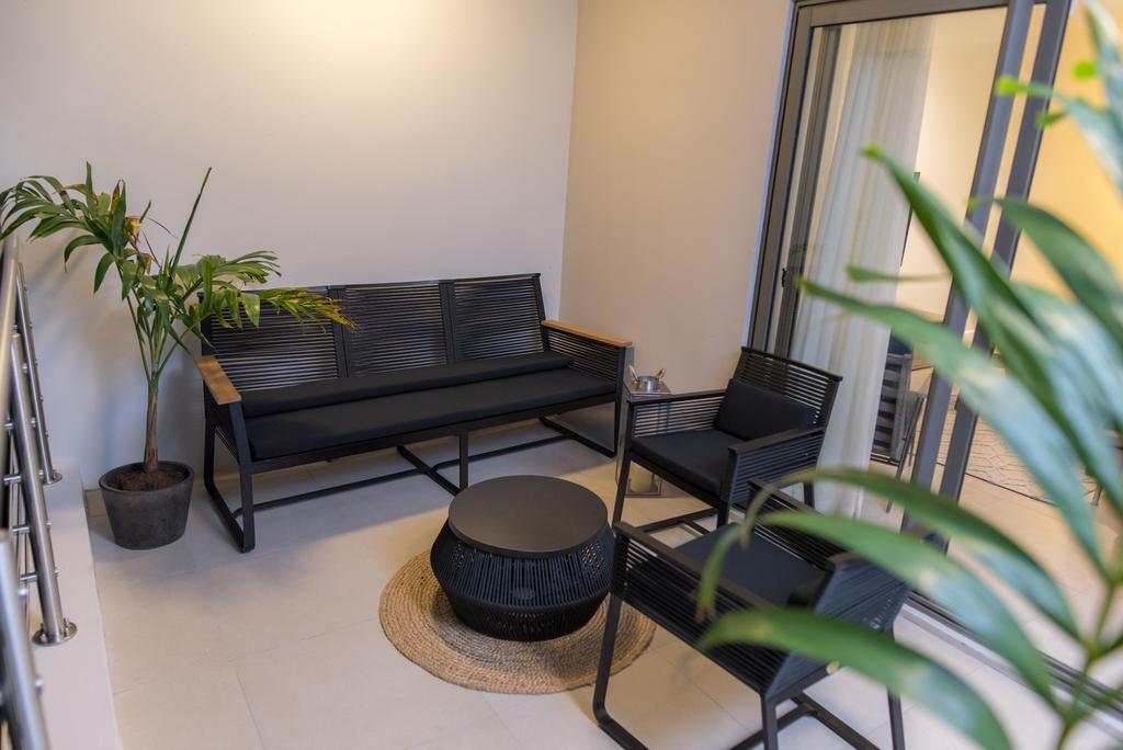 Beachcove Pereybere Beach Esterno foto